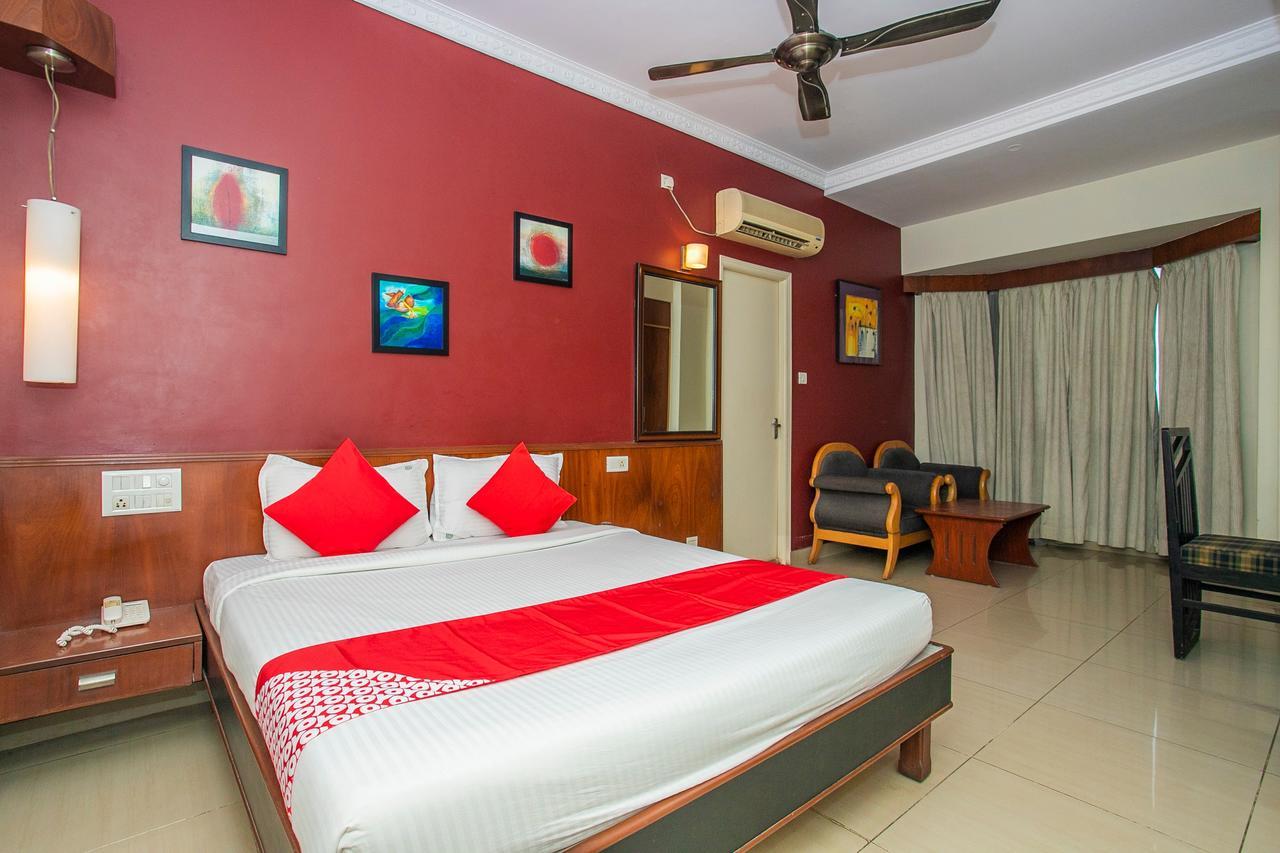 Oyo 18762 Vaishnavi Residency Hotel Bangalore Eksteriør billede