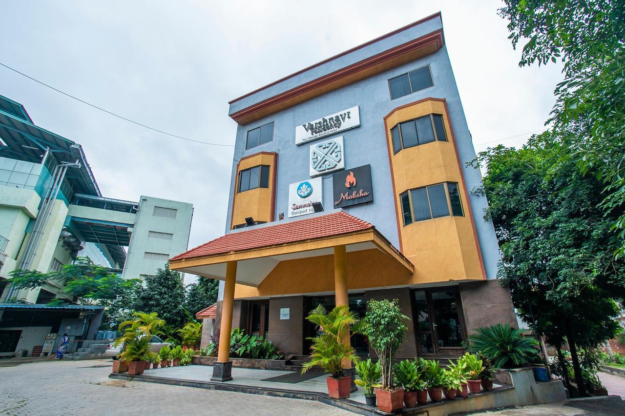 Oyo 18762 Vaishnavi Residency Hotel Bangalore Eksteriør billede