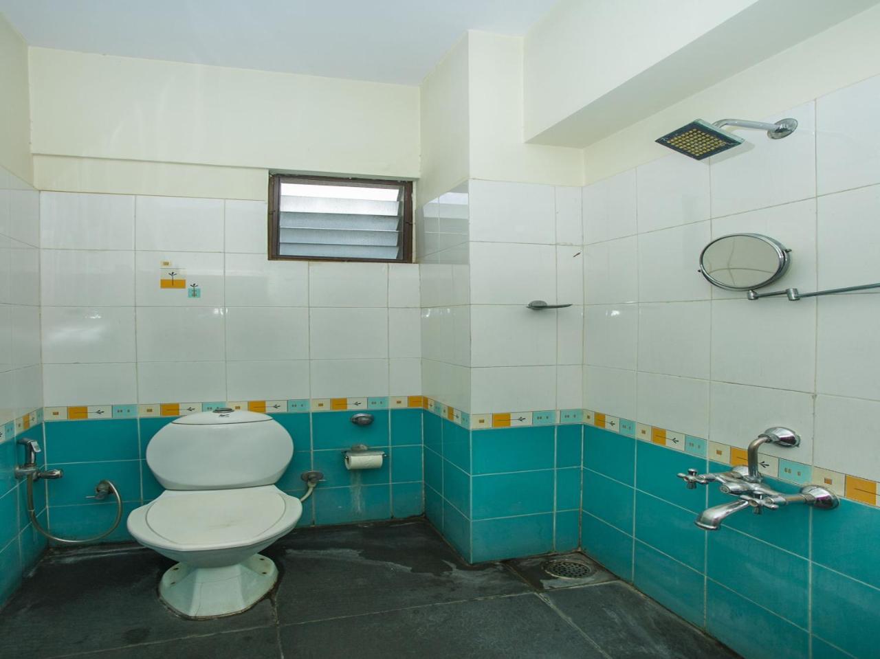 Oyo 18762 Vaishnavi Residency Hotel Bangalore Eksteriør billede